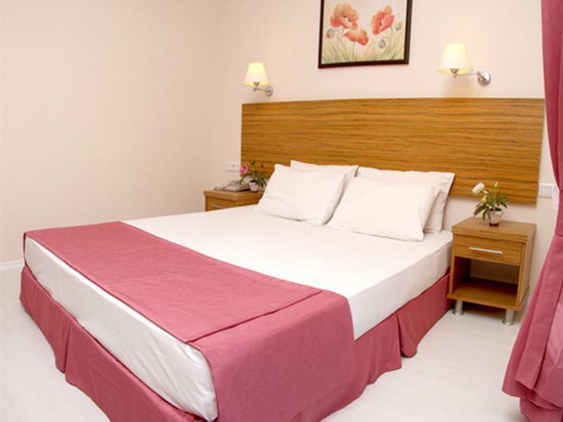 Mert Seaside Hotel (Adults Only) 马尔马里斯 外观 照片